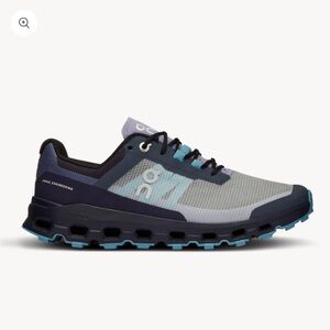 On Running Cloudvista Blue Athletic Shoes Size 10